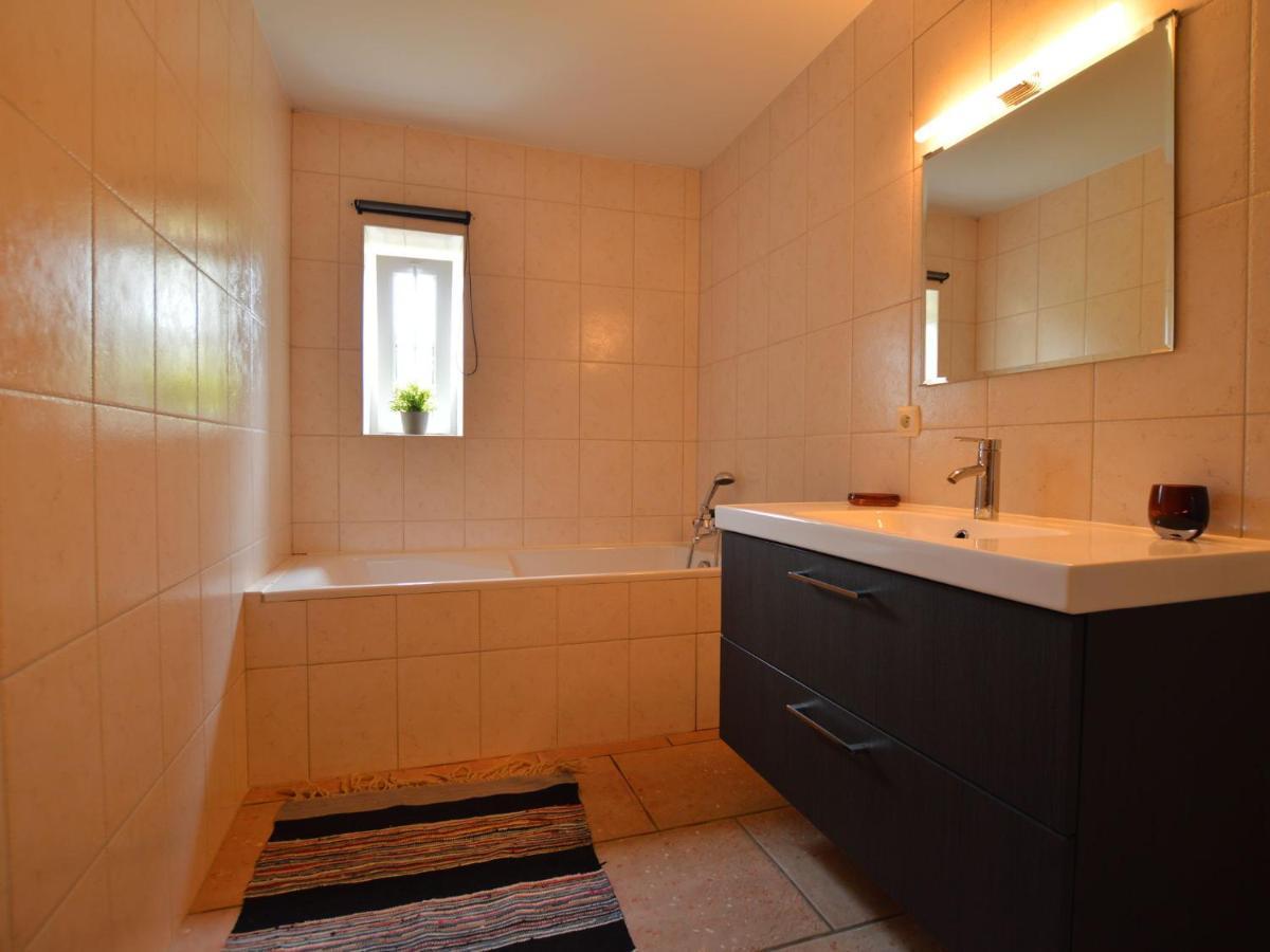 Leuk Huis Met Zwembad Cetturu Room photo